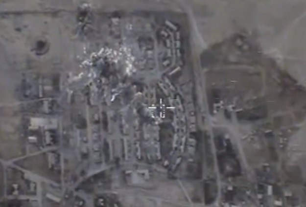 Ruska vojska objavila snimke: Moćni bombarderi do temelja uništili dva ISIS-ova komandna centra