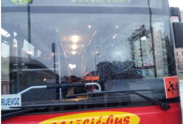 Sarajevski huligani u središtu grada bejzbol palicama i šipkama premlatili juniore HNK Široki Brijeg