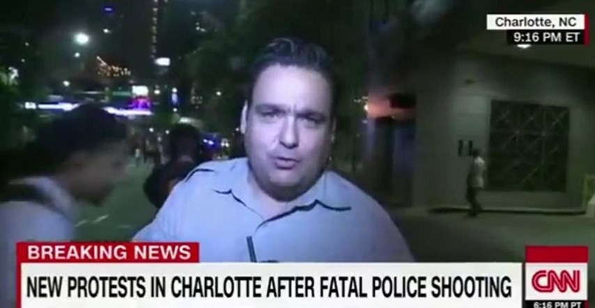 VIDEO Nemiri u Charlotteu: CNN-ov novinar srušen tijekom javljanja uživo