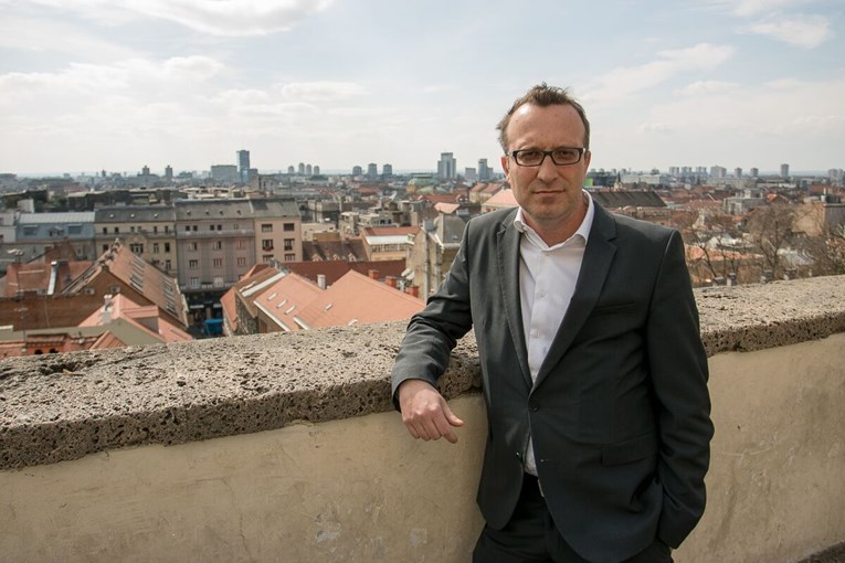 INTERVJU Vjeroučitelj želi vladati Zagrebom: "U politiku su me uveli bivši učenici iz Mosta"