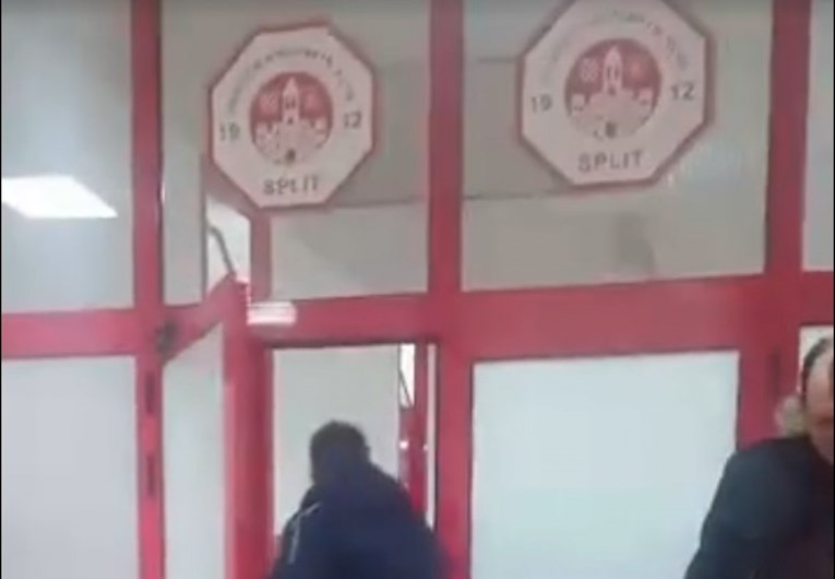 Žužul: Pogledajte kako Hajdukovci razbijaju naše svlačionice