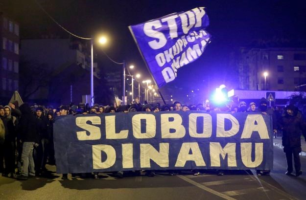 FOTO Pogledajte kadrove sa žestokog provjeda za slobodni Dinamo
