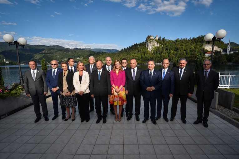 Može li arbitraža sa Slovenijom propasti? EK: "Države se moraju same dogovoriti"