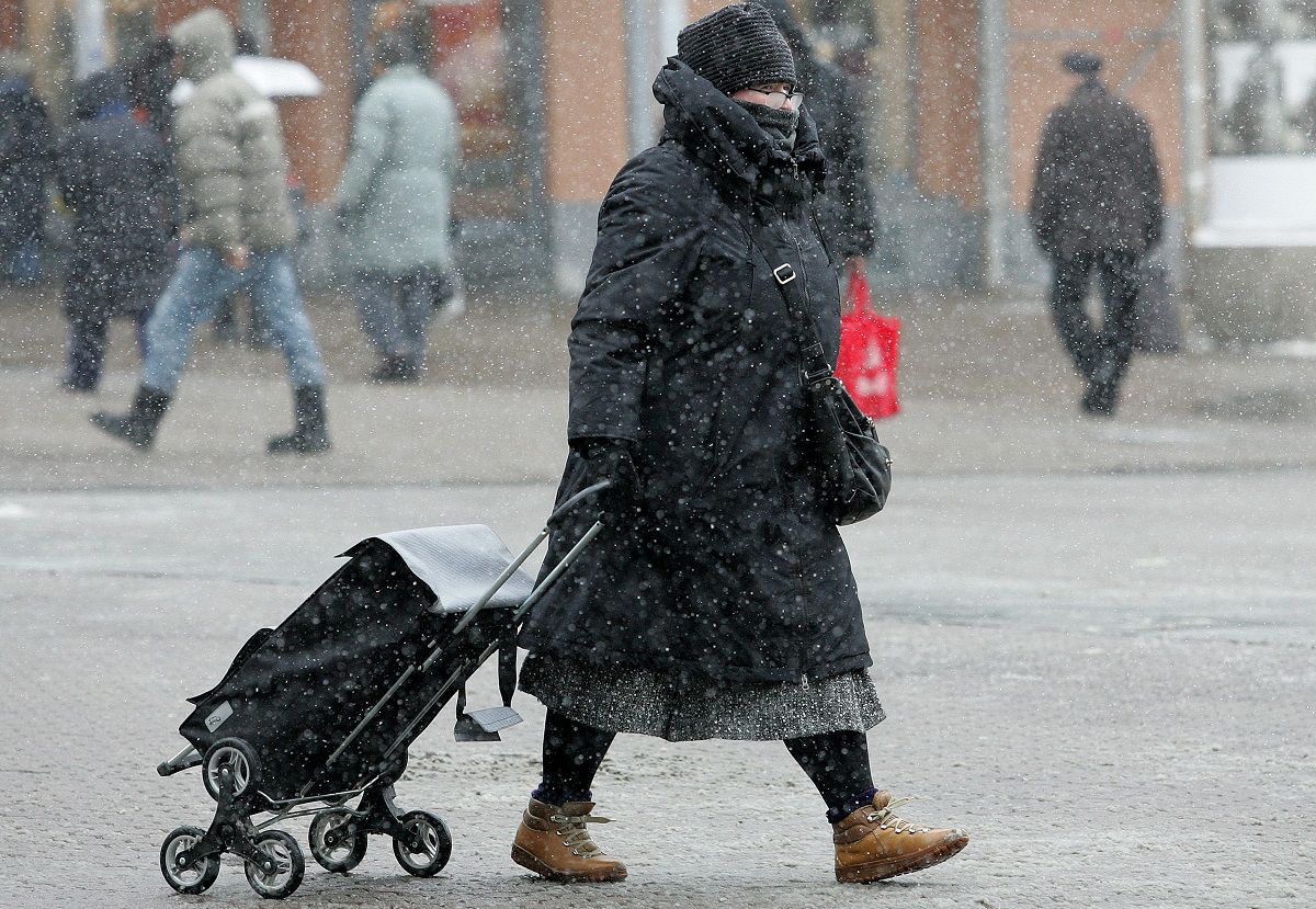 PAD TEMPERATURA Iako je proljeće, još možemo očekivati snijeg