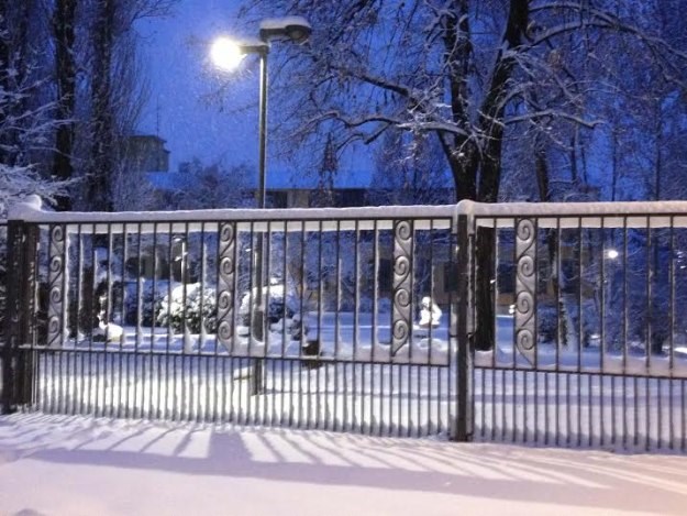 Krajem tjedna snježne mećave i 70-ak centimetara snijega: "Ostavite automobile doma"
