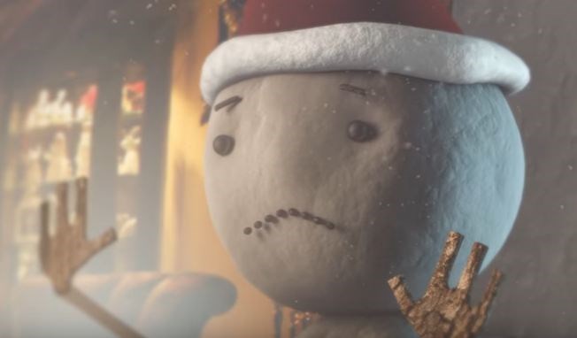 VIDEO Lažna božićna reklama potpuno je sludila internet, vidite li zašto?