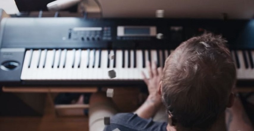 VIDEO Slučajni glazbeni genij: Udario glavom i probudio se kao pijanist