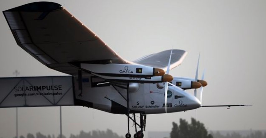 Solarni zrakoplov na putu oko svijeta već u problemima