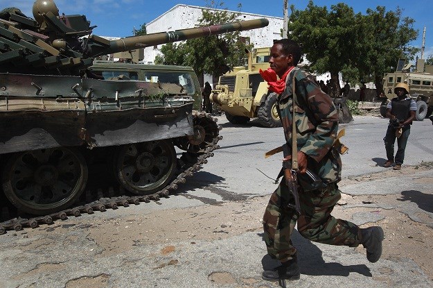 Bombaški napad u Somaliji: Islamisti ubili najmanje 11 osoba, među njima i tri političara