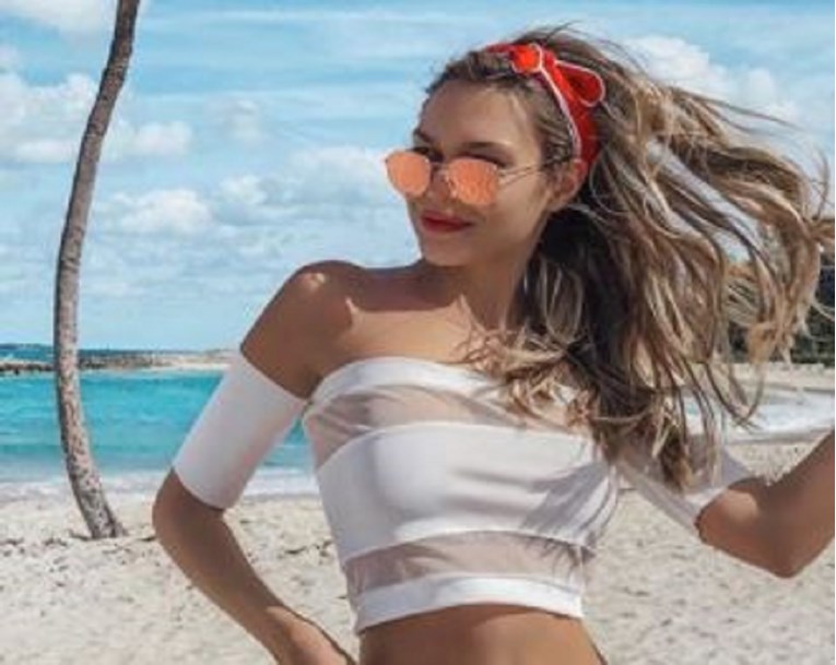 FOTO Sonja Kovač na Bahamima pokazala seksi tijelo u badiću