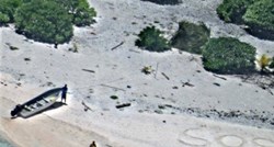 Filmski spas: Pronašli izgubljeni par nakon što su na otoku u pijesku ispisali veliki znak SOS