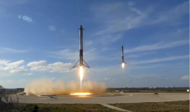 VIDEO Pogledajte povijesni trenutak, zajedničko slijetanje dviju manjih raketa