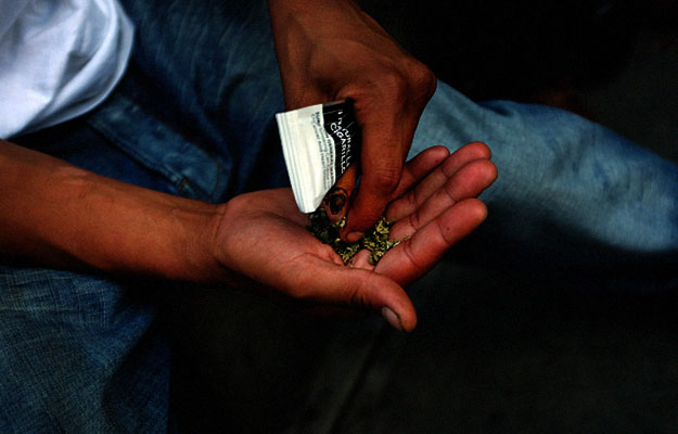 Među mladim Slavoncima sve popularnija droga koju kupuju online, dileri je dostavljaju na vrata
