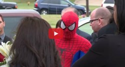 Pravi superjunak: Na dječakov pogreb došao odjeven poput Spidermana, razlog će vas rasplakati