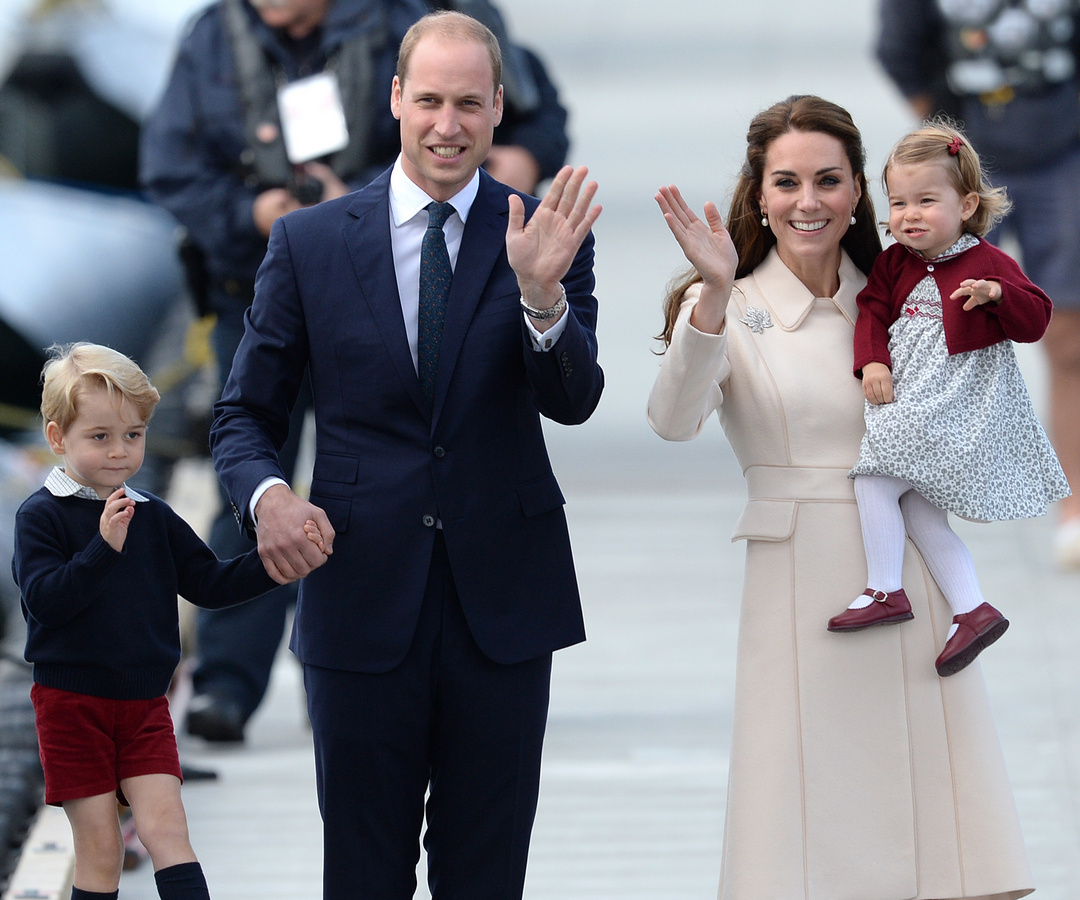 Što se događa s darovima koje ljudi šalju princu Georgeu i princezi Charlotte?