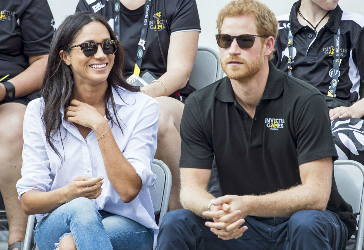 Totalno glup razlog zbog kojeg ljudi kritiziraju odjeću Meghan Markle
