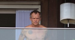FOTO Roker iz Red Hot Chilli Peppersa izašao gol na balkon i pokazao penis (18+)