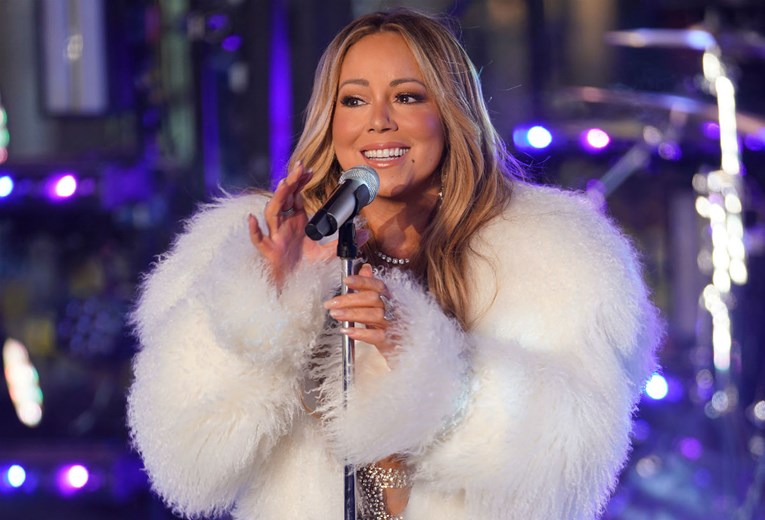 Iako se opet ponašala kao diva, Mariah Carey na dočeku je izgledala bolje no ikad
