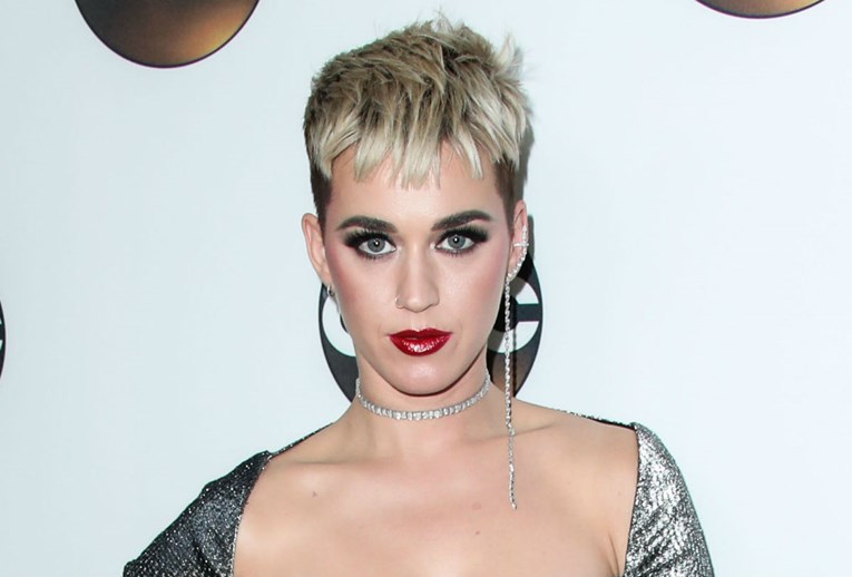 Fotke Katy Perry s početka karijere dokaz su da joj je duga kosa bolje stajala