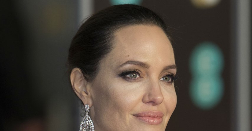 Dermatologinja kojoj je Angelina Jolie vjerna cijeli život otkrila je njene beauty tajne