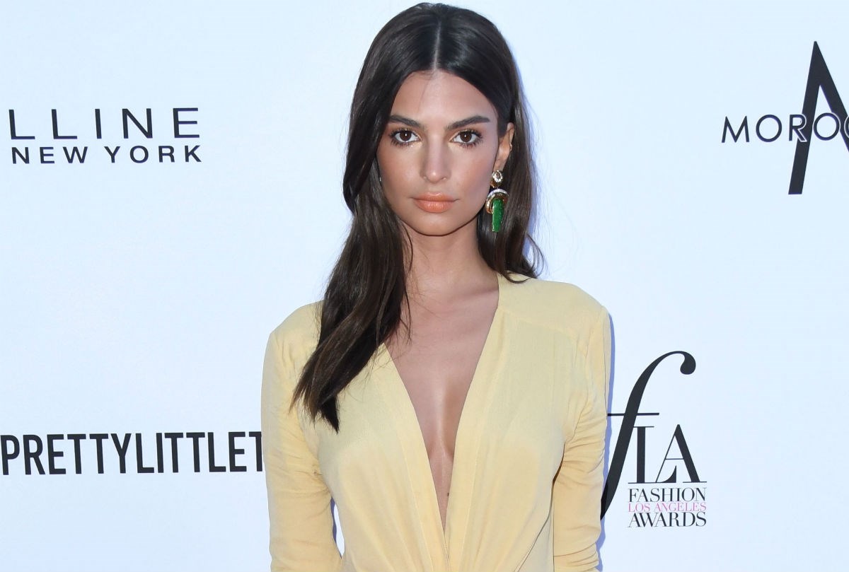 Ovo niste očekivali, ali Emily Ratajkowski došla je na event potpuno odjevena