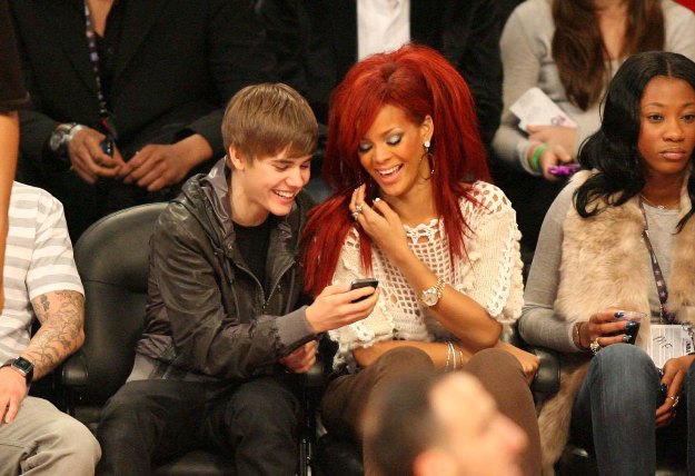 A daj, please: Justin podijelio fotku trenutka kada je Rihanna odbila dati mu broj