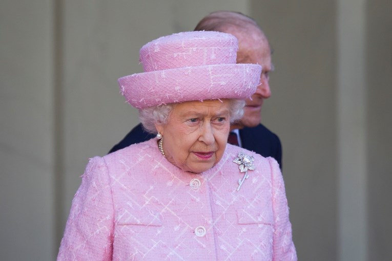 Tuga na britanskom dvoru: Kraljica Elizabeta je shrvana, bio joj je najdraži