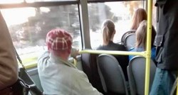 FOTO Gospodin iz splitskog busa na Facebooku je hit, bit će vam jasno zašto kad vidite na čemu sjedi