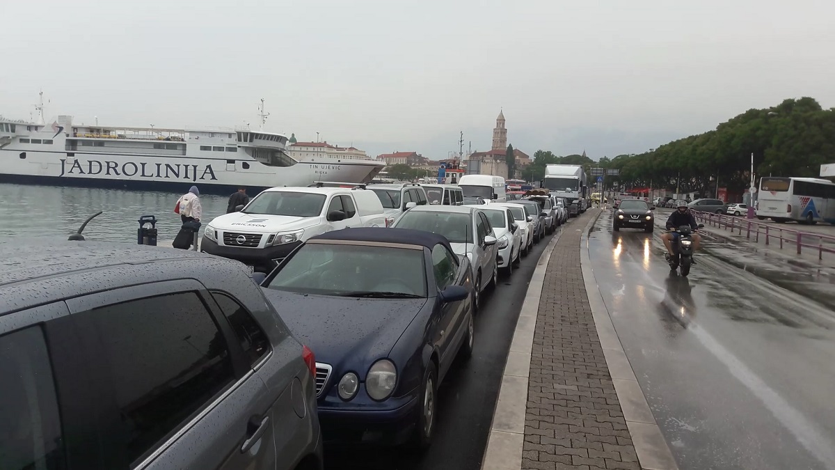 VIDEO Počinje sezona, pogledajte gužve u splitskoj luci