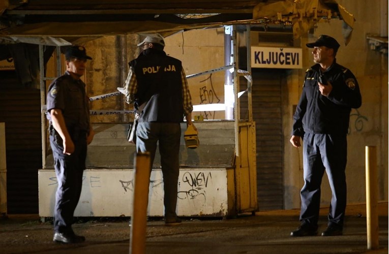 Tinejdžer koji je nožem izbo vršnjaka u Splitu ostaje u zatvoru, otkriven motiv napada