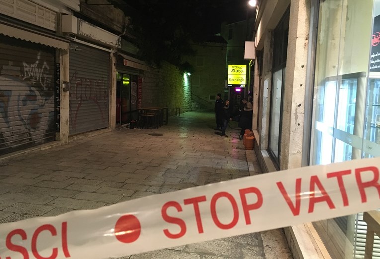 U Splitu eksplodirala plinska friteza, djelatnica fast fooda i djevojčica završili u bolnici
