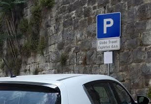 Reagiranje na članak "Drama oko parkinga u Držićevoj dovela Marina Jurjevića Baju u Nadzorni odbor Splitske obale"