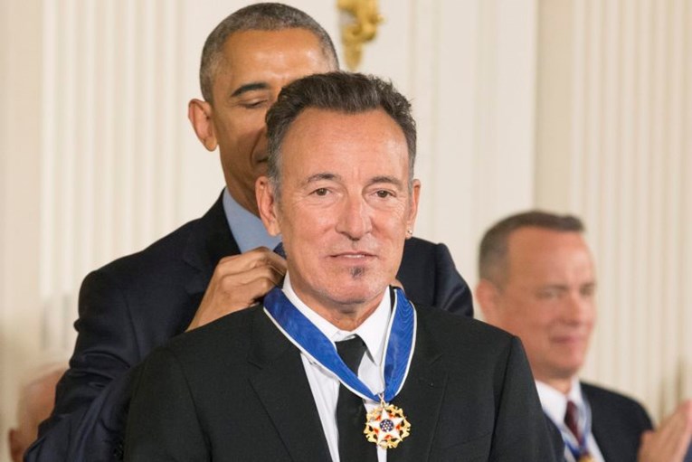 Bruce Springsteen se tajnim koncertom oprostio od Obame