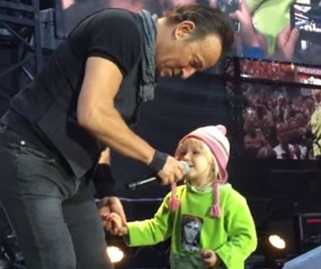 VIDEO Springsteen pozvao djevojčicu na pozornicu, ono što je ona napravila ostavilo ga bez riječi