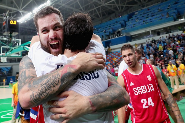 Srbi slave: Teodosić dva dana nije spavao, Raduljicu skoro srce izdalo