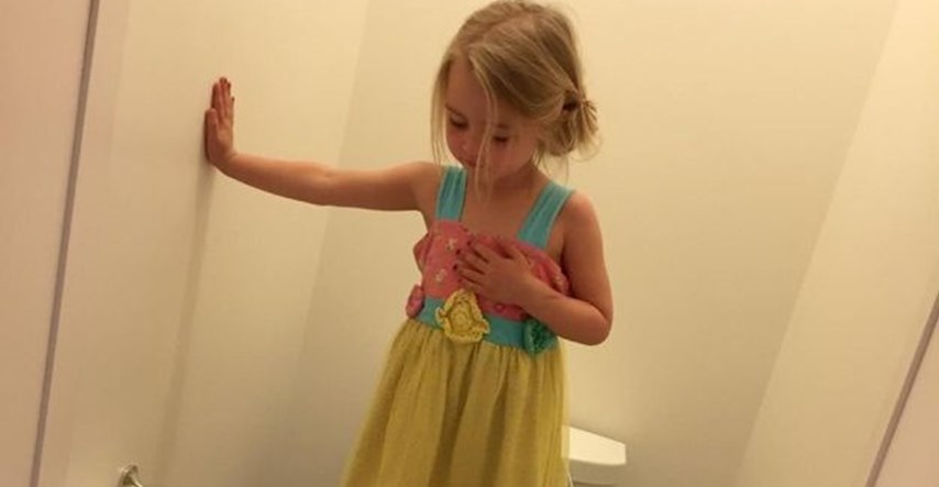 Fotkala je kćer kako stoji na WC školjci, šokirala se kad je doznala što malena zapravo radi