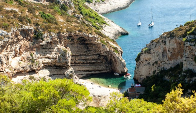 Britanci na popis najljepših skrivenih plaža Europe uvrstili pet hrvatskih dragulja
