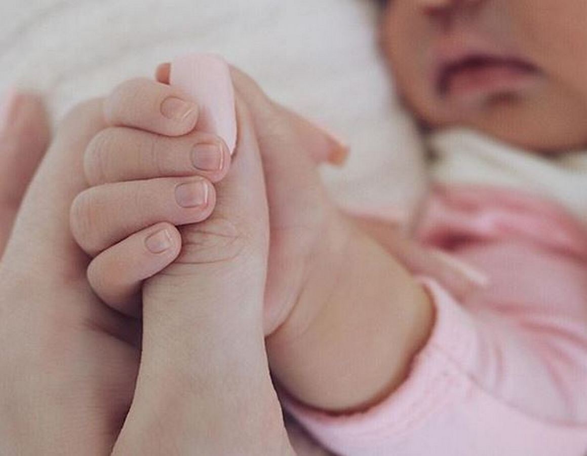 Jedna je žena na bizaran način iskoristila fotografiju kćerkice Kylie Jenner