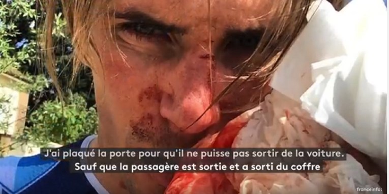 STRAŠNE SCENE U PARIZU Luđak skoro pregazio biciklista, a onda ga prebio bokserom i bejzbol palicom
