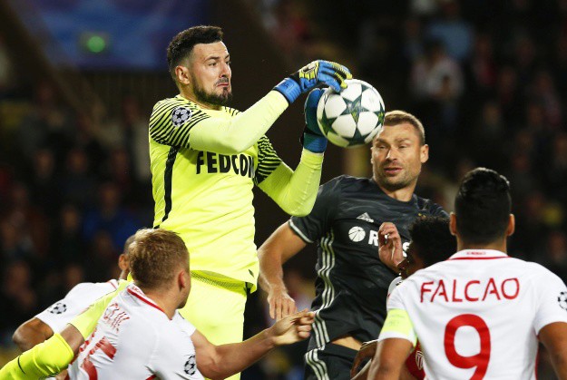 Subašić i Monaco uvjerljivi, Bayer slavio u Londonu