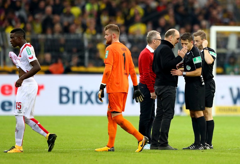 Zakazala videotehnologija: Köln traži ponavljanje utakmice, u Dortmundu ih ismijali