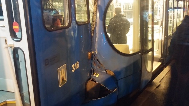 Novi sudar tramvaja u Zagrebu: Ozlijeđeno sedmero putnika i vozač, prevezeni su u bolnicu
