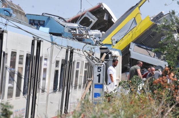 Broj mrtvih u tragičnoj željezničkoj nesreći u Italiji popeo se na 27, uzrok sudara još nepoznat