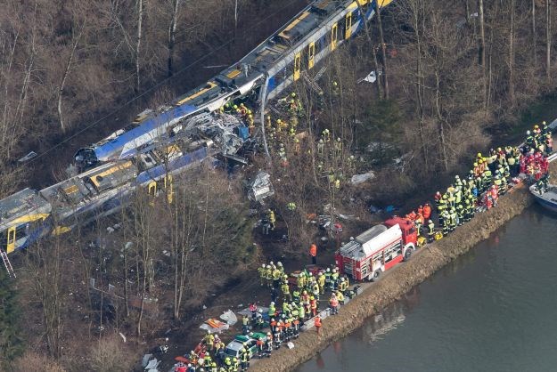 Završena potraga za žrtvama: U sudaru vlakova u Bavarskoj poginulo deset osoba