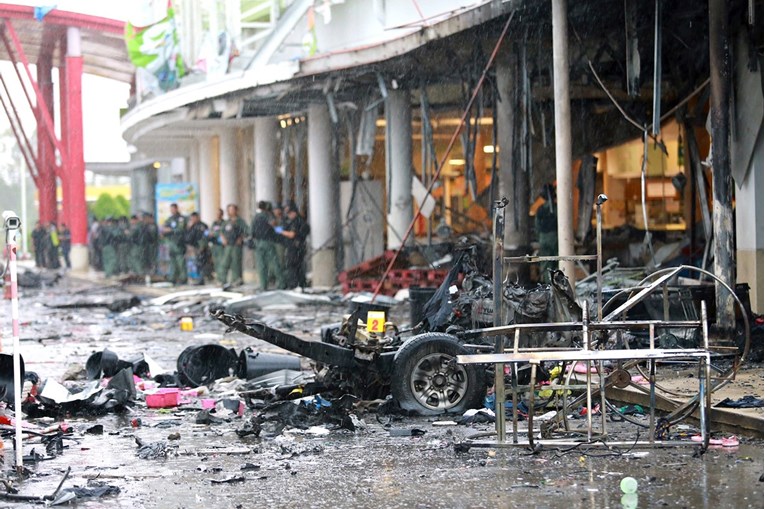 Šezdeset osoba ozlijeđeno u eksploziji automobila bombe u Tajlandu