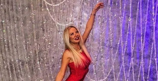 Maja Šuput i u Disneylandu za odrasle pokazivala svoj glavni adut: "Da mi guza vidi puta"