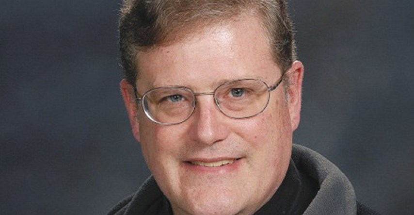 Katolički svećenik u SAD-u podnio ostavku: "Palio sam križeve u Ku Klux Klanu"