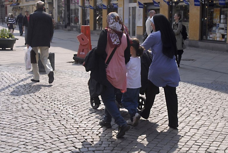 Švedska kreće u obračun s ilegalnim migrantima