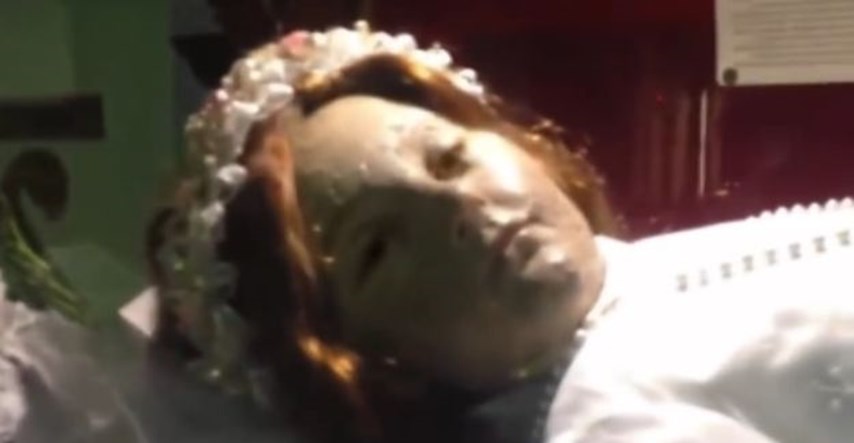 VIDEO Dječja svetica mrtva 300 godina iznenada otvorila oči?