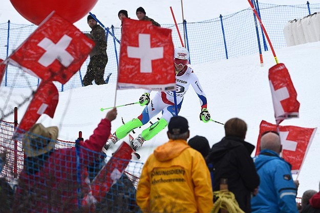 Skijaši se neće obogatiti na rastu švicarskog franka: FIS zamrznuo tečaj